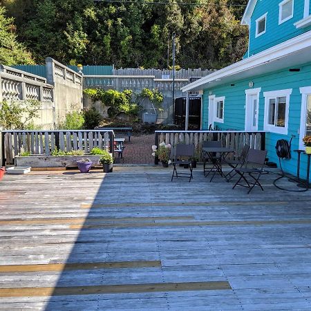 Nimpkish Hotel Alert Bay Bagian luar foto