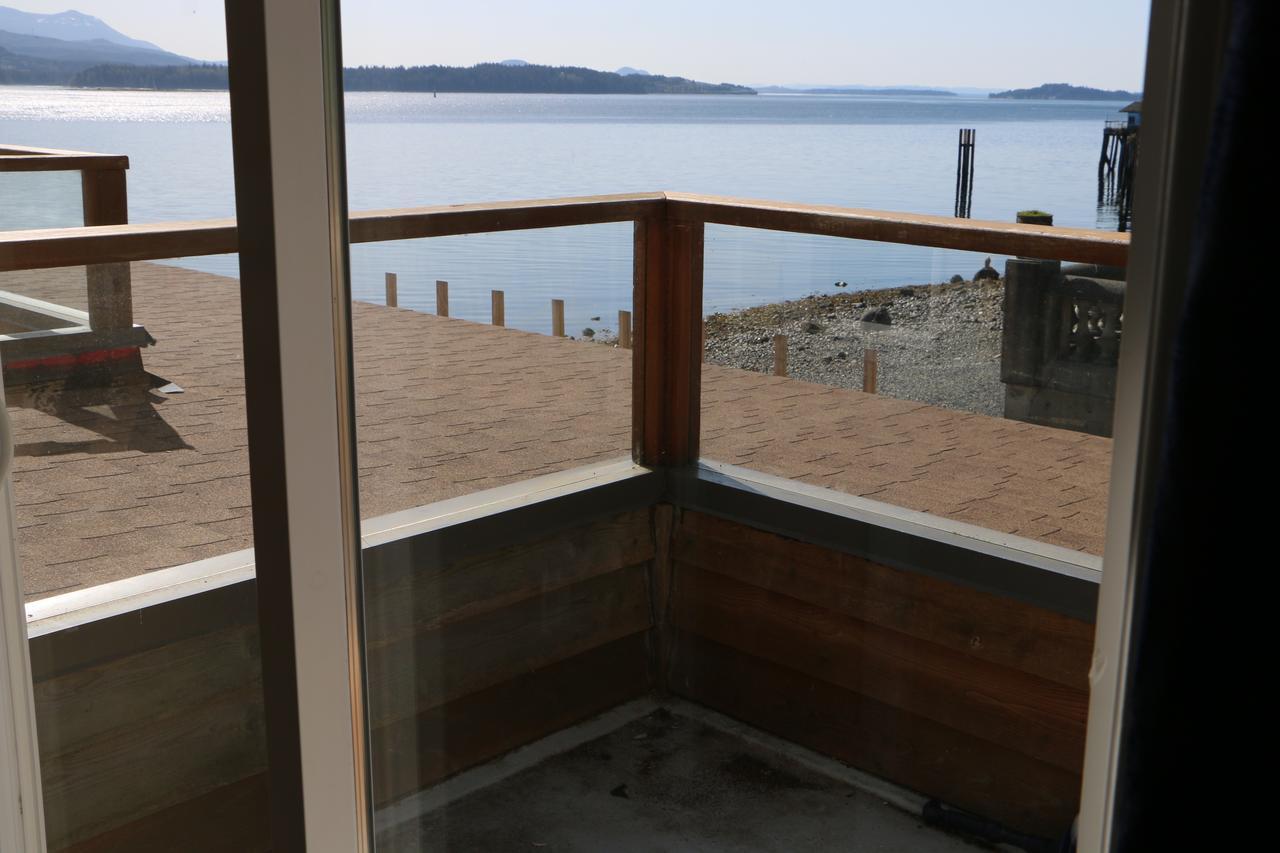 Nimpkish Hotel Alert Bay Bagian luar foto