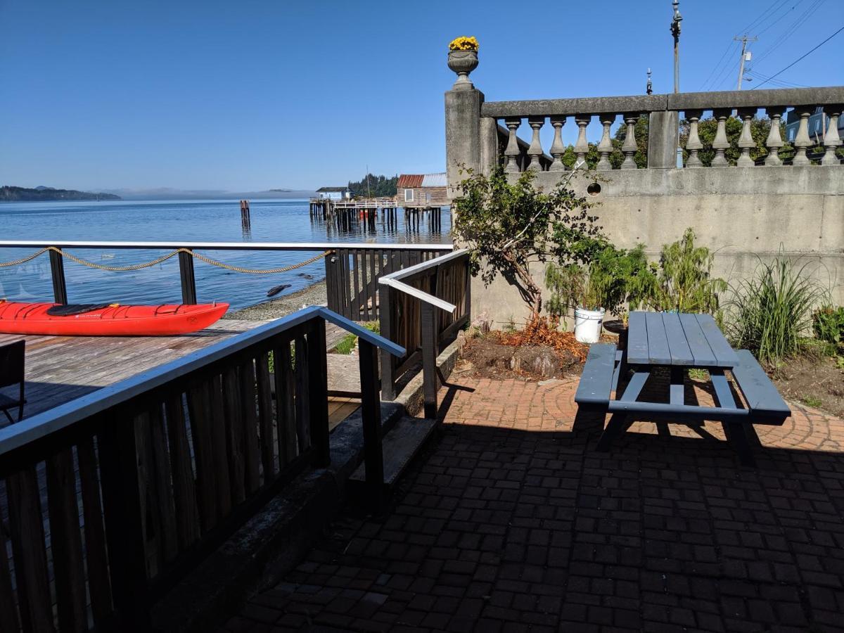 Nimpkish Hotel Alert Bay Bagian luar foto